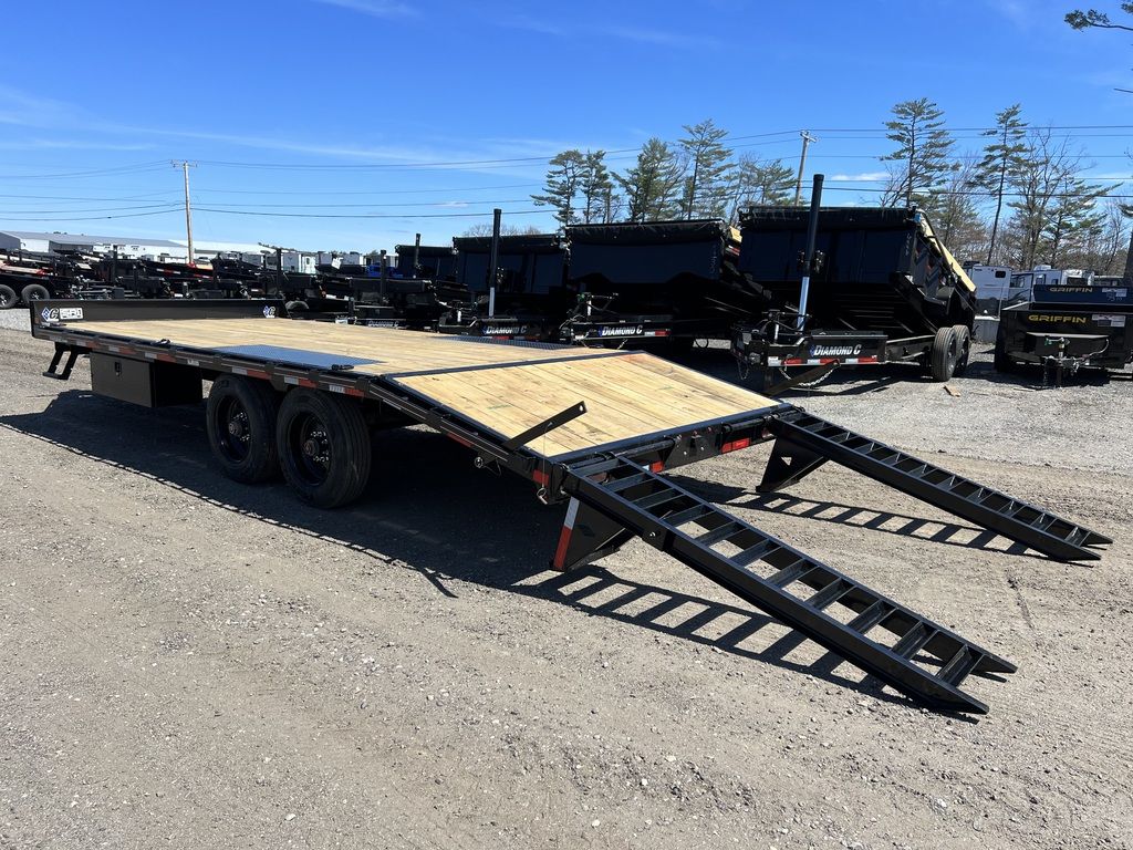 2024 Diamond C 8.5×20 20K Deckover Equipment Trailer w/ 72” Flip-Knee Ramps - Image 4