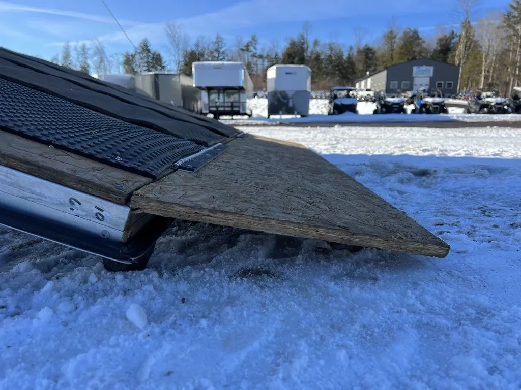 2008 Sno Pro 101×20 Aluminum 4-Place w/Interior Spare Mount, Mats & Guides - Image 12