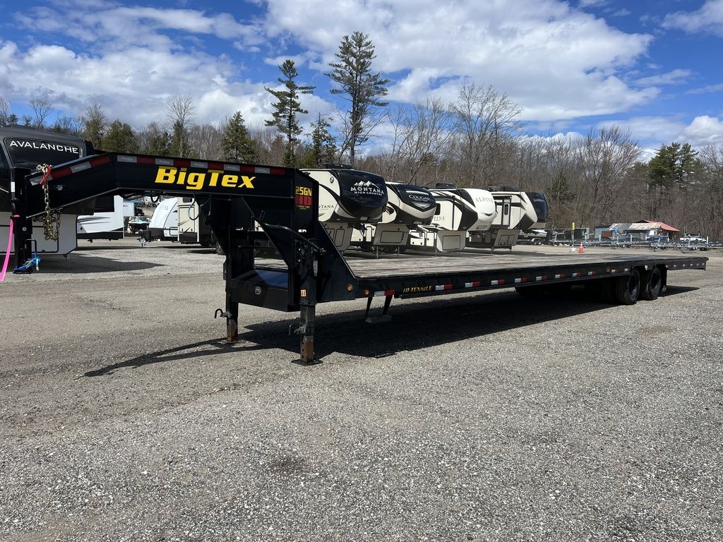 2024 Diamond C 8.5×20 20K Deckover Equipment Trailer w/ 72” Flip-Knee Ramps - Image 9