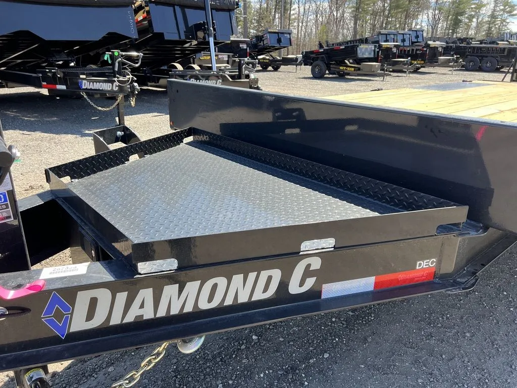 2024 Diamond C 8.5×20 20K Deckover Equipment Trailer w/ 72” Flip-Knee Ramps - Image 16
