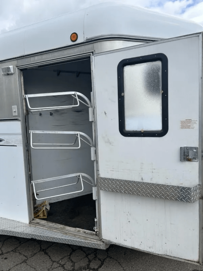 2000 Morgan Built 3 Horse Bumper Pull Horse Trailer - Image 5