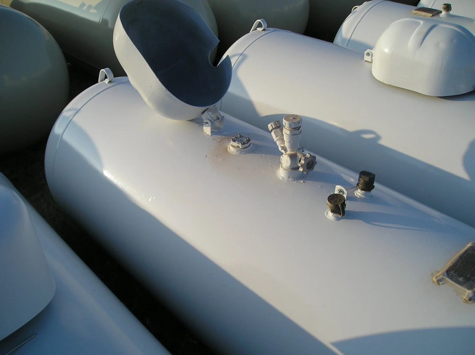 500 Gallon Above Ground Propane Tanks New Certified Tanks - Image 14
